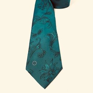 Halston III Neck Tie Men’s W: 4” L: 55.5” Teal Green EUC Floral Pattern